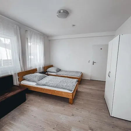 Dornfelder 2 Accommodatie bij particulieren Hanhofen